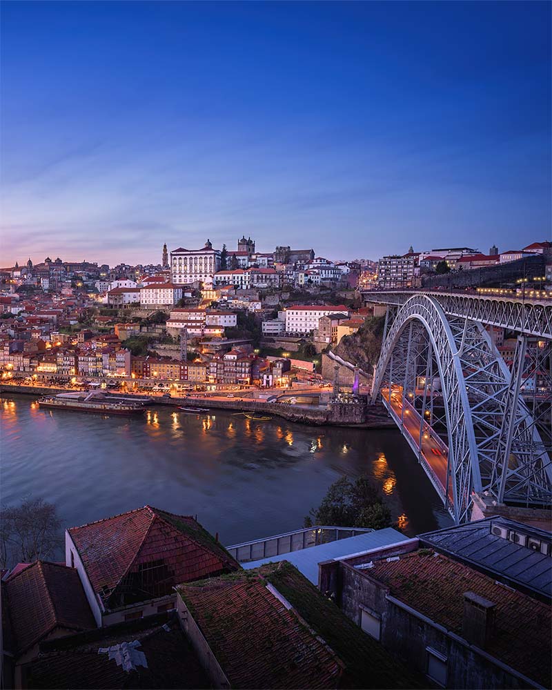 porto at night