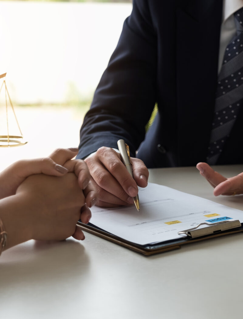 Relocation consultant vs. DIY: is hiring help worth it?